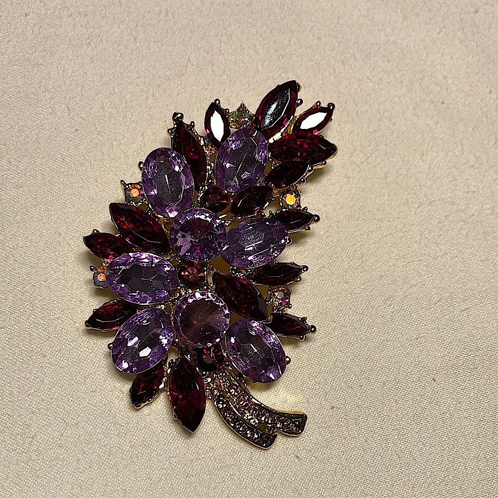 Dillard’s Brooch